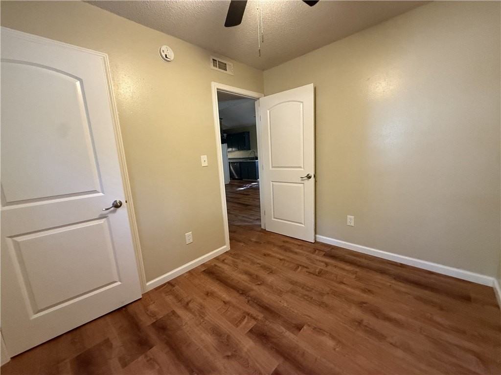 3701 W Overland Cir - Photo 4 of 9