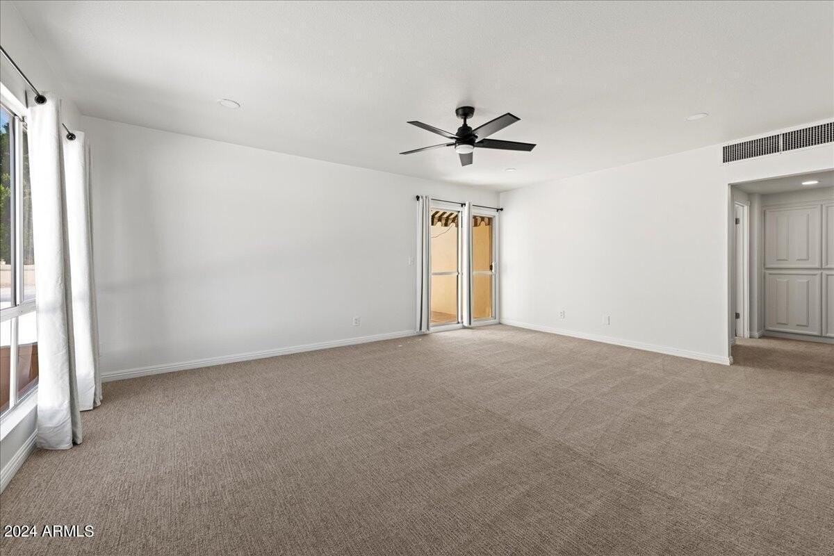 4327 N 69th Way - Photo 7 of 35