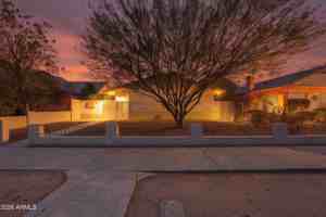 featured image of 2133 W Adams St #3