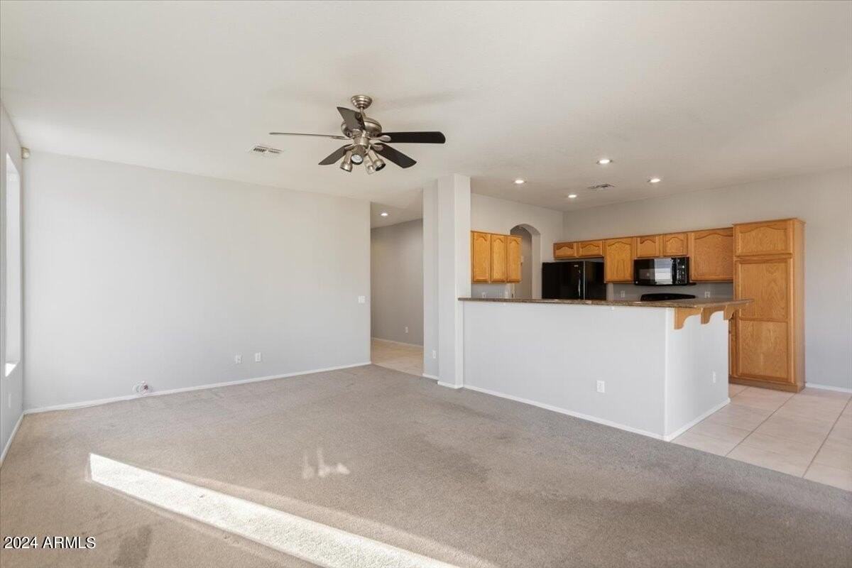 440 N Roger Way - Photo 6 of 20