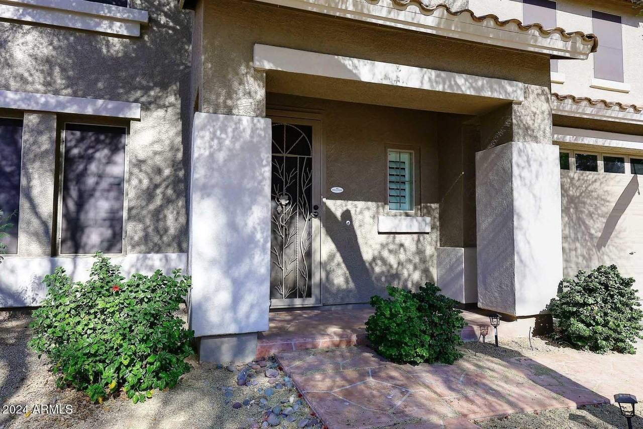 3018 W Gran Paradiso Dr - Photo 3 of 50