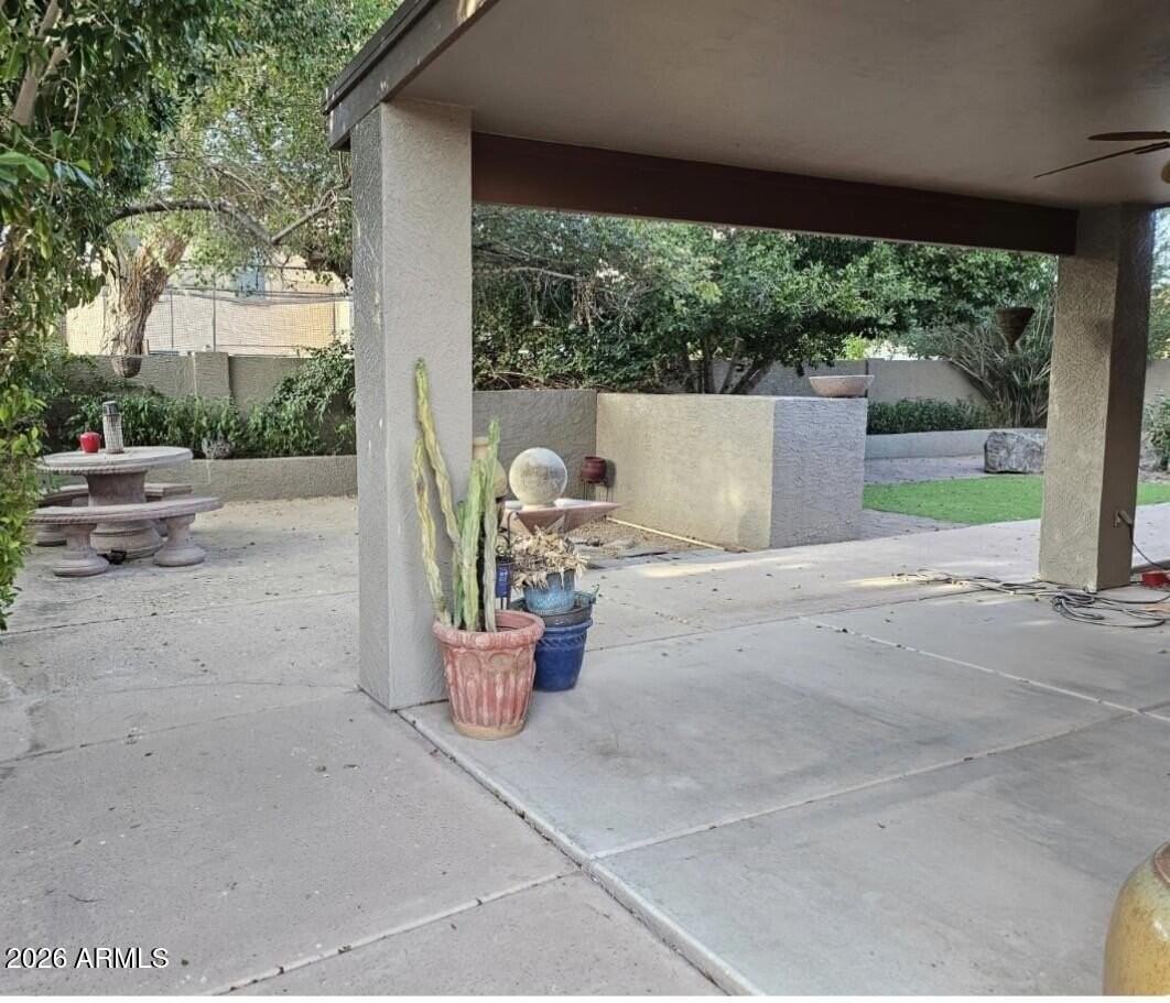 3582 E Santa Fe Ln - Photo 3 of 32