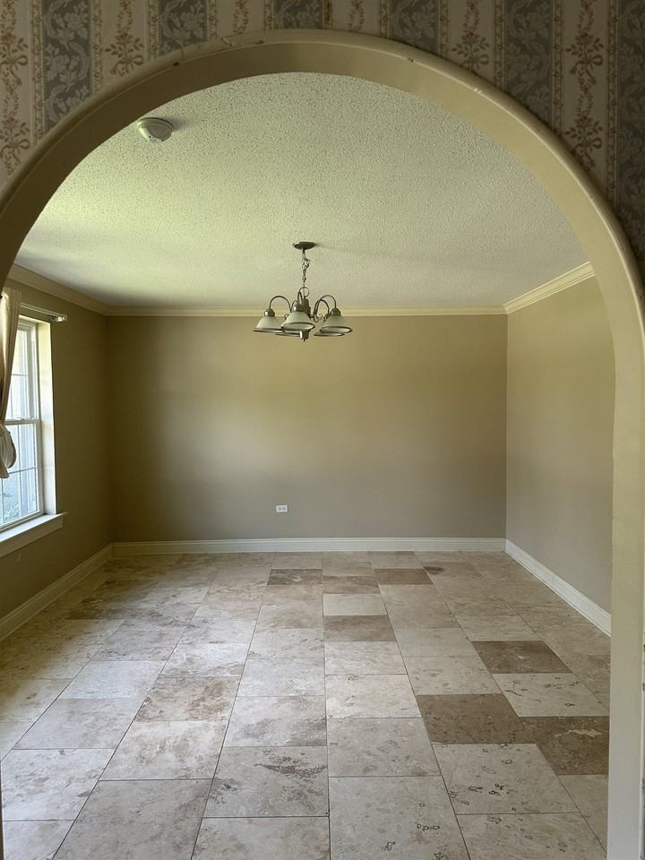 5 Texas Ave - Photo 3 of 36