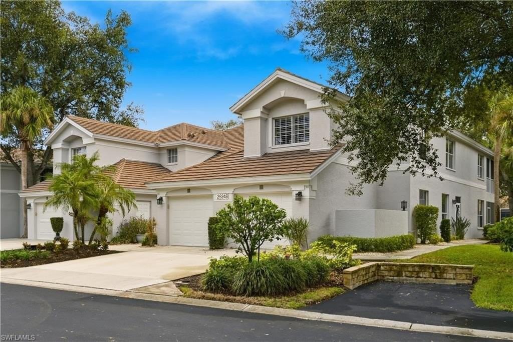 25248 Pelican Creek Cir Apt 102