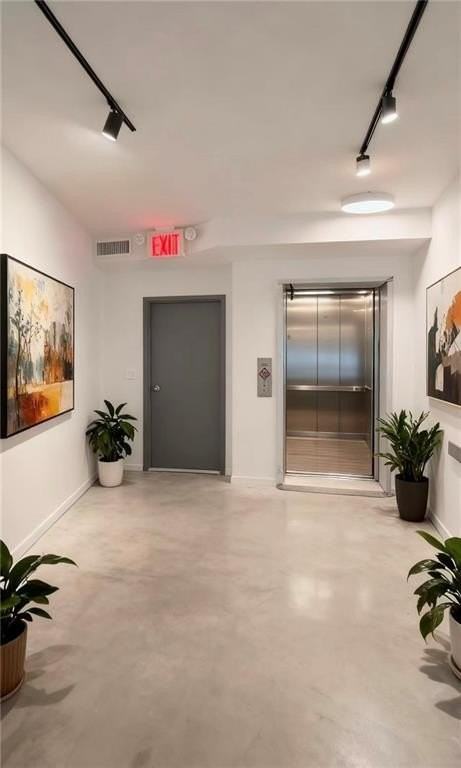 828 57th St #3F - Photo 4 of 7