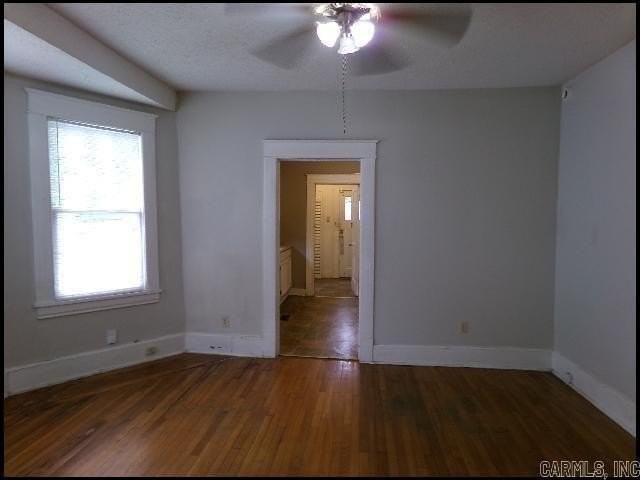 1515 Wolfe St - Photo 7 of 24