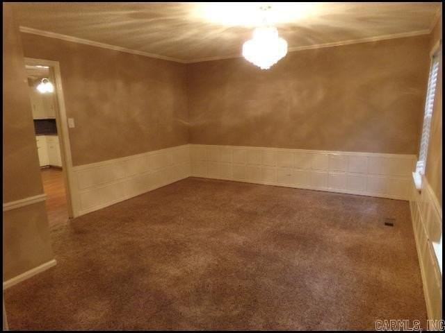 5800 N Walnut Rd - Photo 5 of 21
