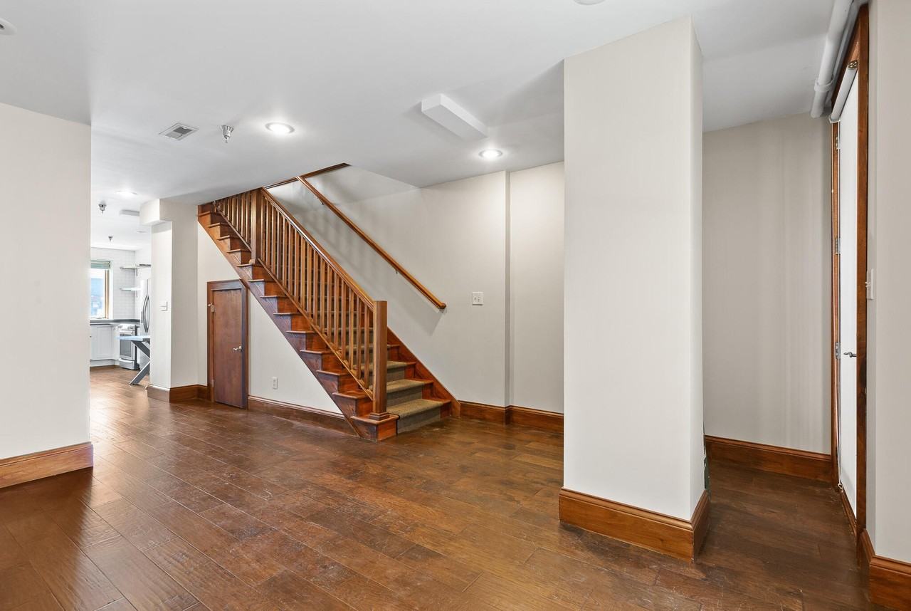 1428 Williams St - Photo 2 of 26