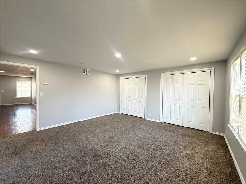 1722 Trenton Dr - Photo 7 of 17