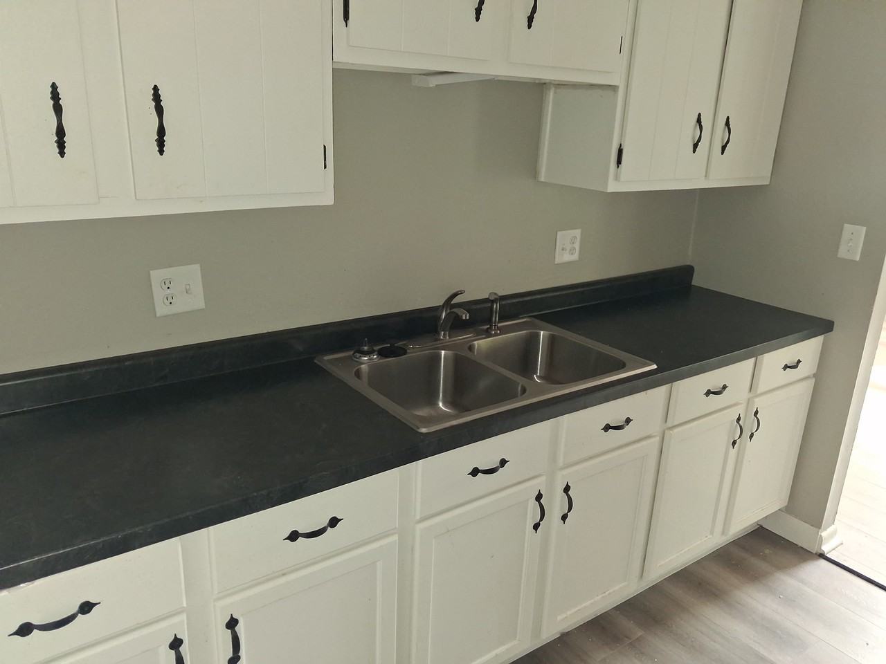 302 College Park Dr #3 - Photo 5 of 6