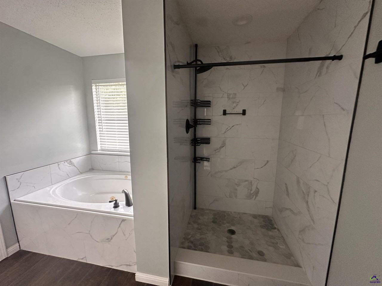 208 Wray St - Photo 3 of 10