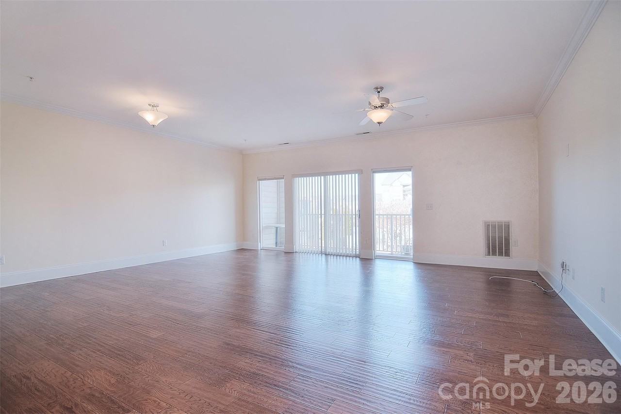 6605 Central Pacific Ave - Photo 2 of 19