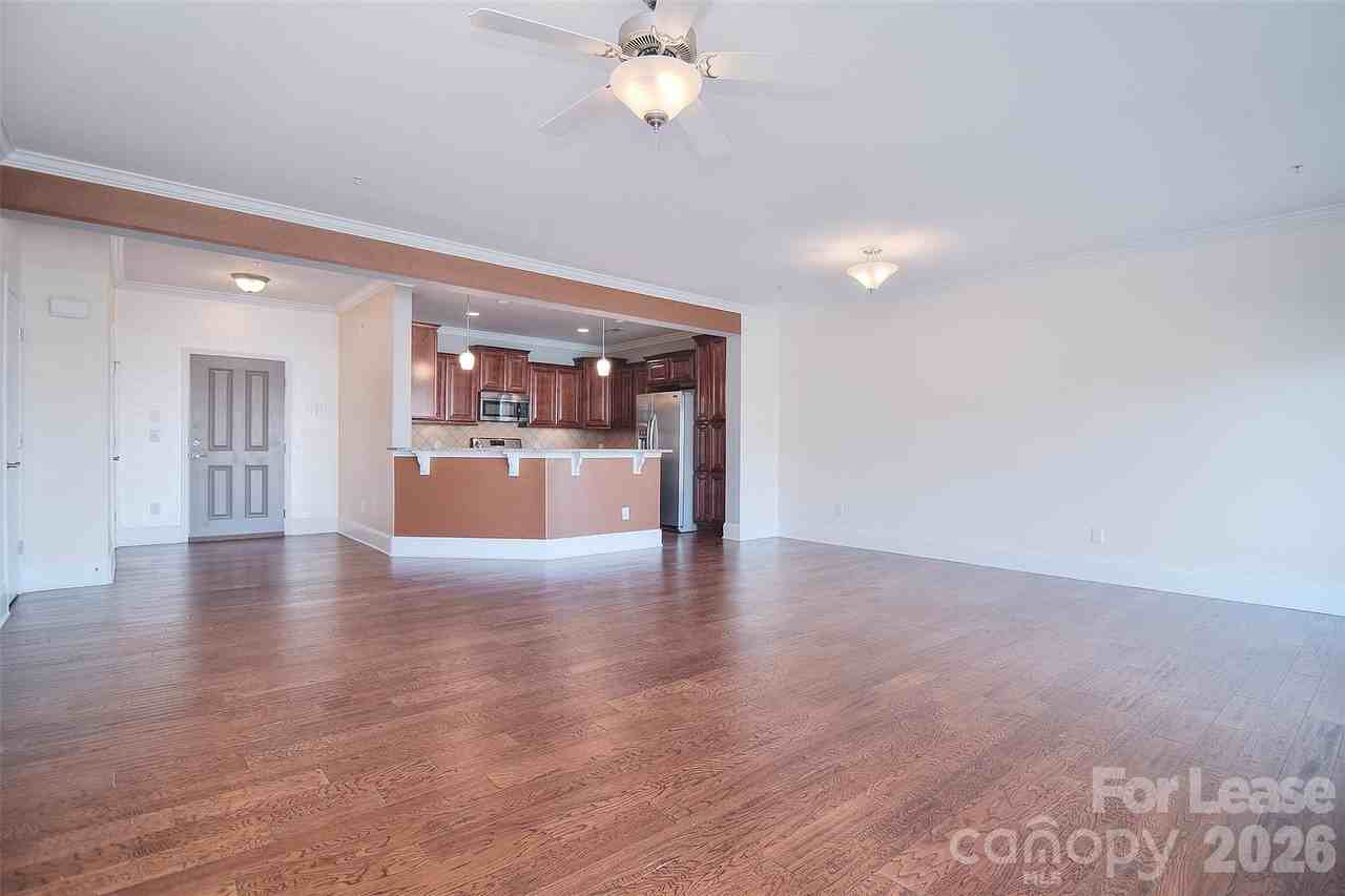 6605 Central Pacific Ave - Photo 3 of 19