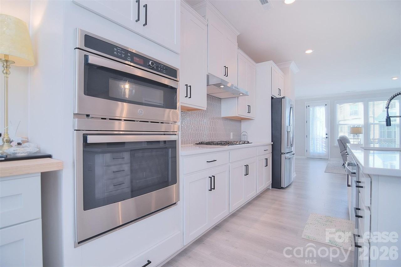 5029 Nestling Spring St - Photo 7 of 24