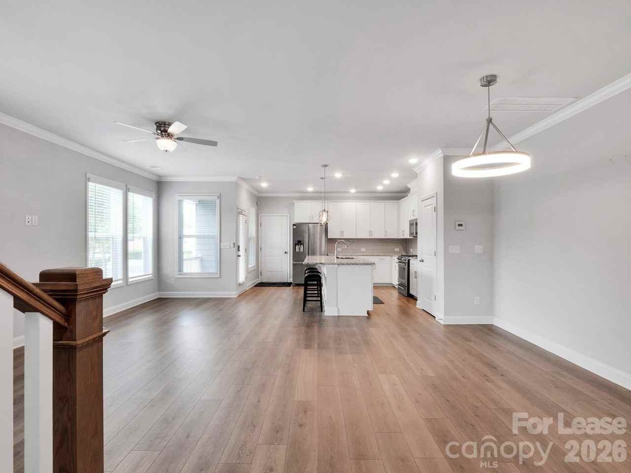1034 Lyndon Station Dr - Photo 7 of 36