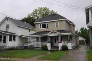 featured image of 830 Vischer Ave
