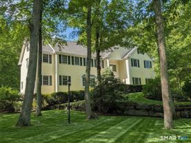 12 Carriage Hill Rd - Photo 1 of 1