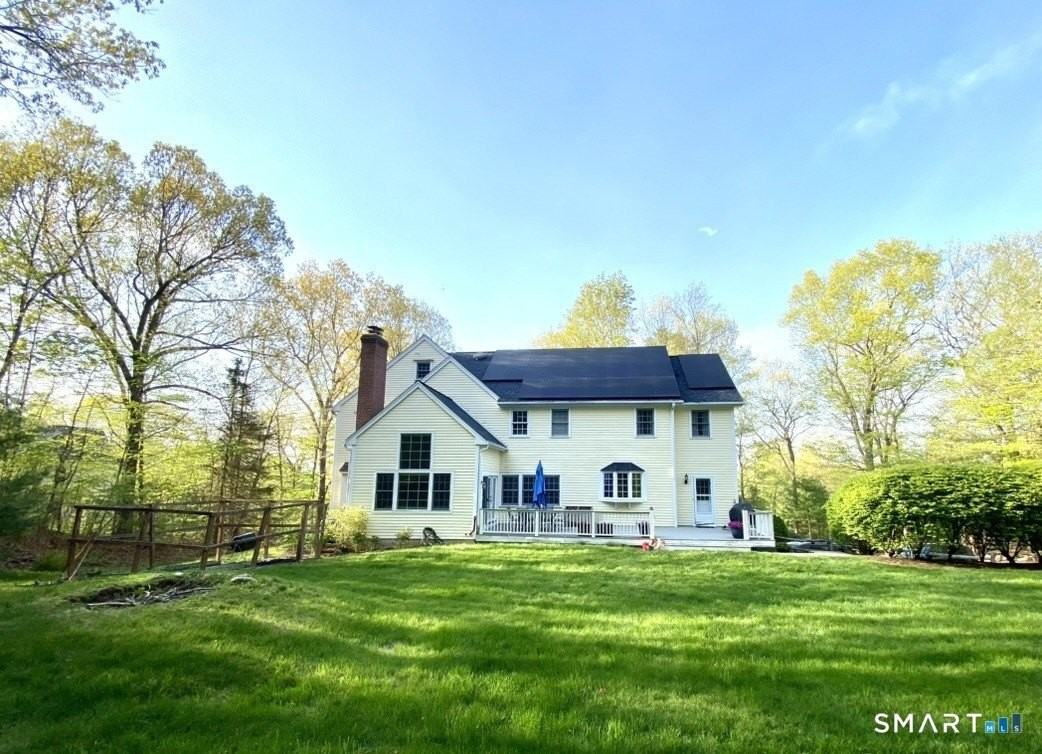 12 Carriage Hill Rd - Photo 3 of 24