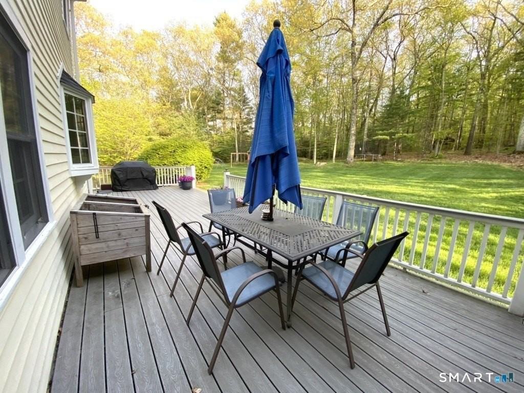 12 Carriage Hill Rd - Photo 6 of 24