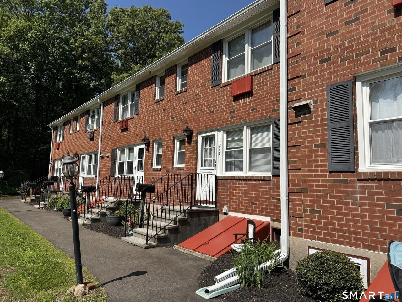 480 Radmere Rd #B - Photo 2 of 13