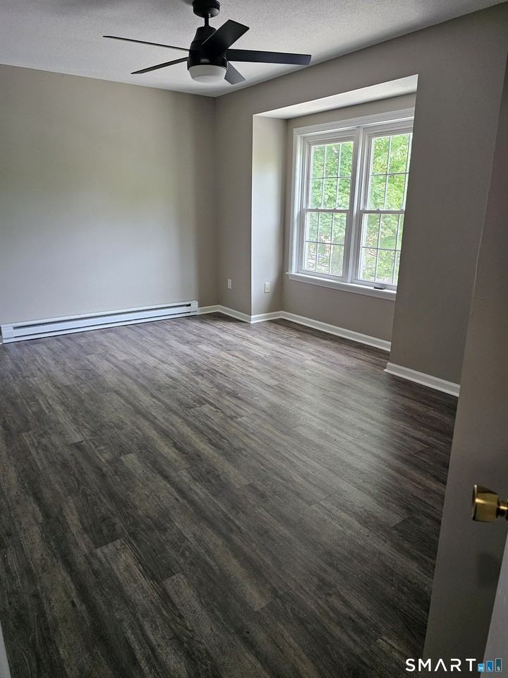 12 Deerwood Ln #9 - Photo 4 of 7