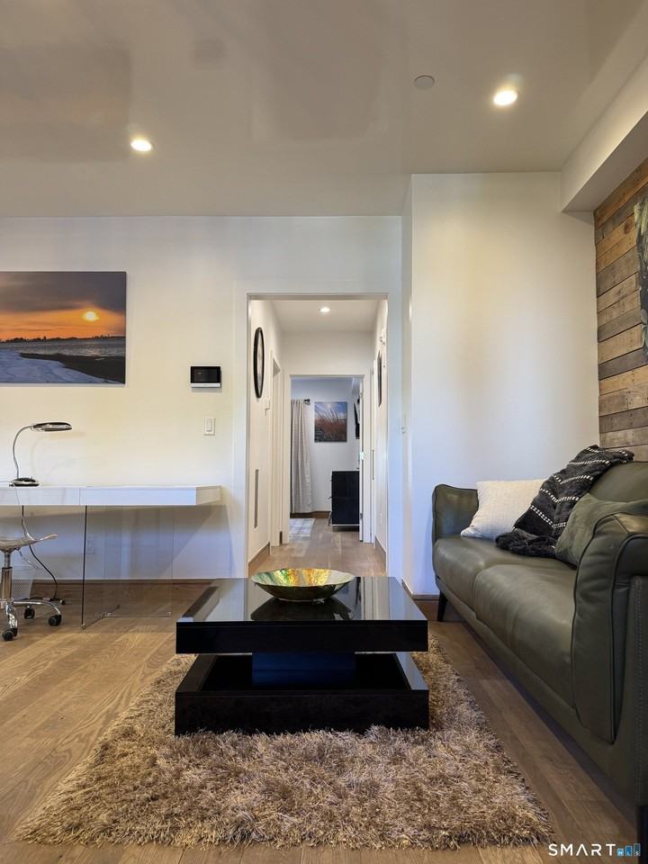 930 Cove Rd #2 - Photo 4 of 14