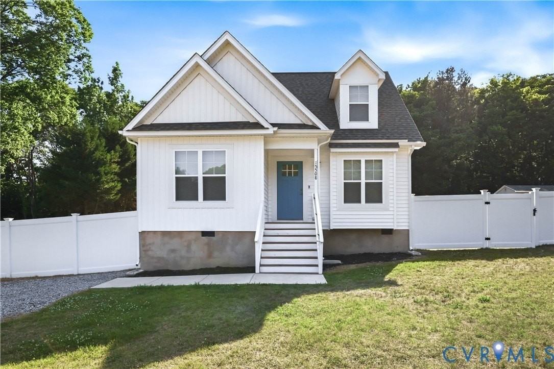 15508 Richmond St - Photo 3 of 50