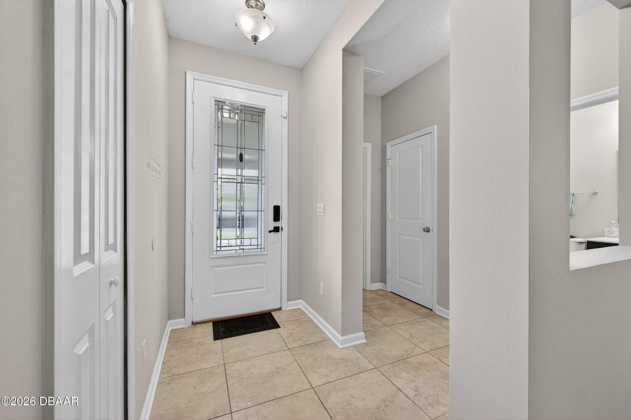 129 Formby Grande Ave - Photo 5 of 42