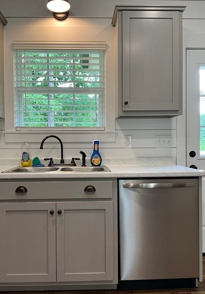 1174A Beaverdale Rd Ne - Photo 4 of 12
