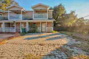 2400 Suwanee Ln - Photo 1 of 1