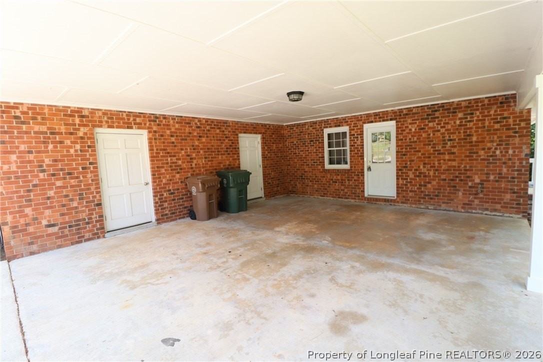 116 Shirley Dr - Photo 3 of 34