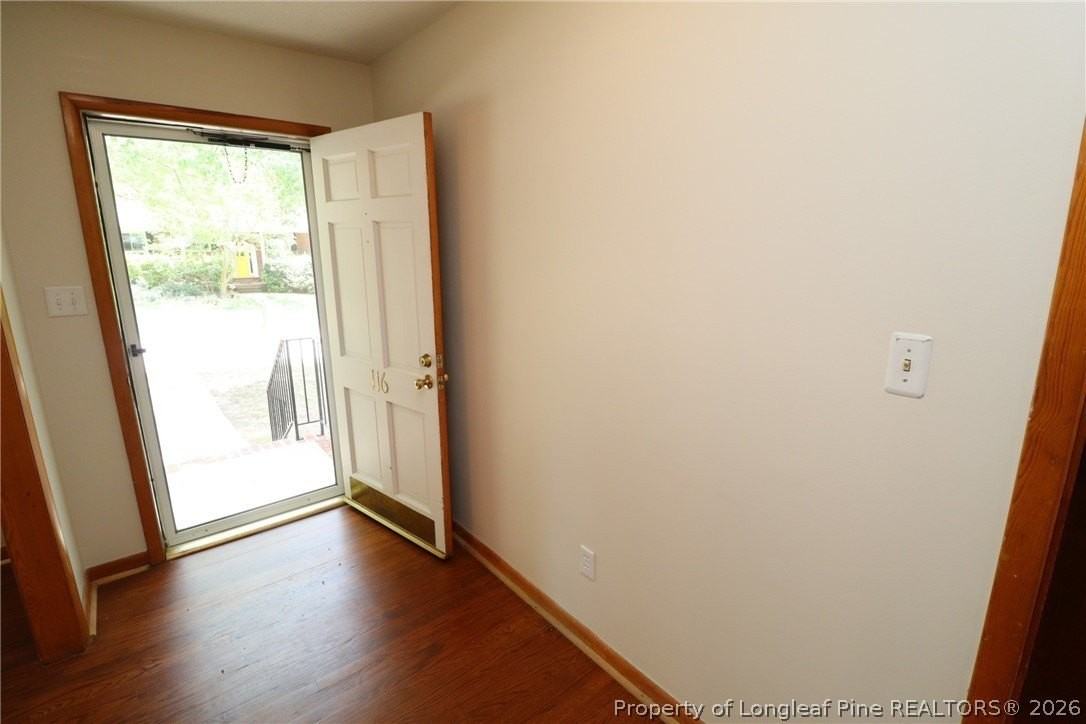 116 Shirley Dr - Photo 5 of 34