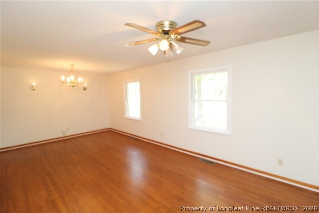 116 Shirley Dr - Photo 6 of 34