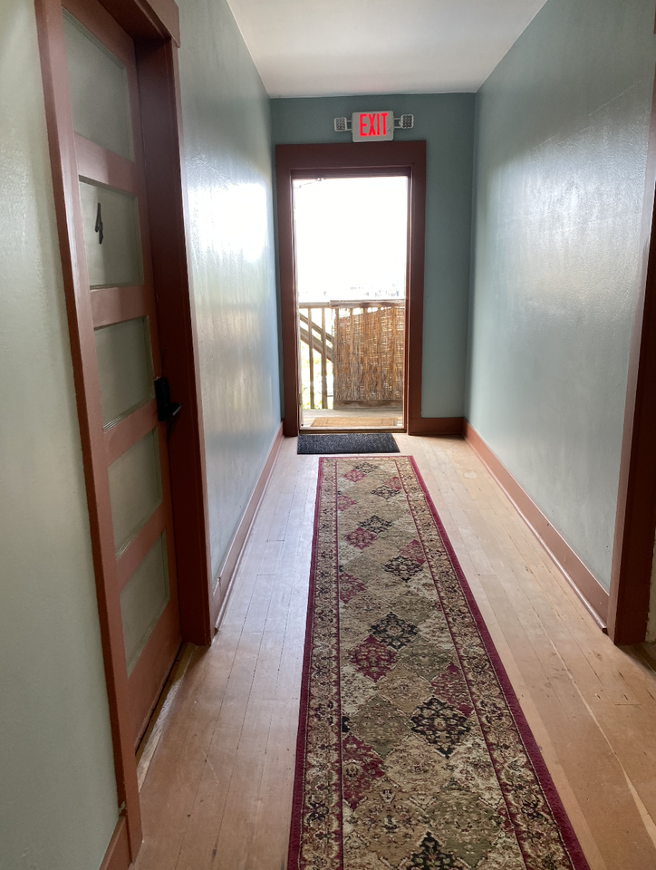 1120 Finnegan Way, Unit 5 - Photo 2 of 11