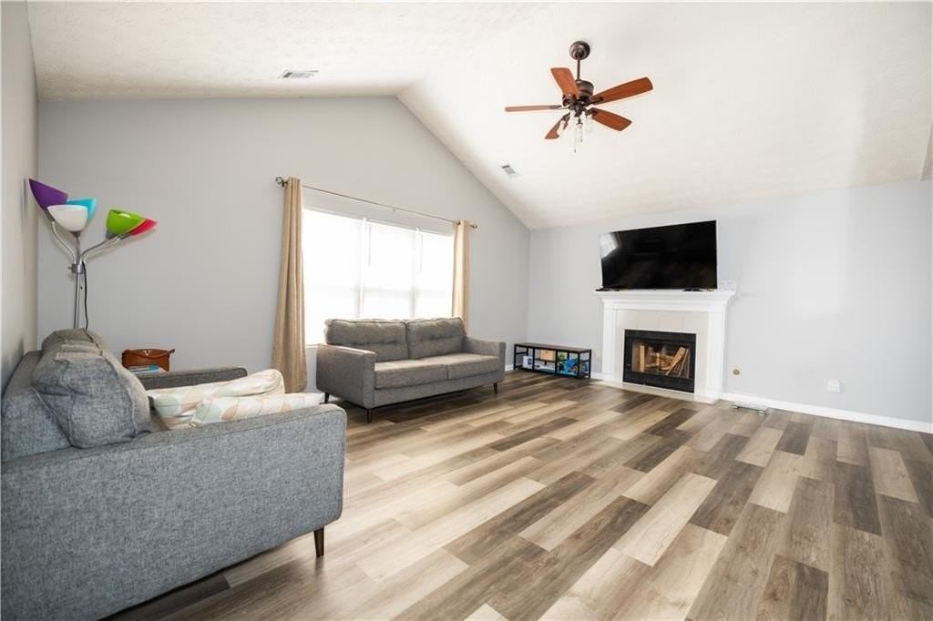 599 Rivulett Ct - Photo 3 of 31