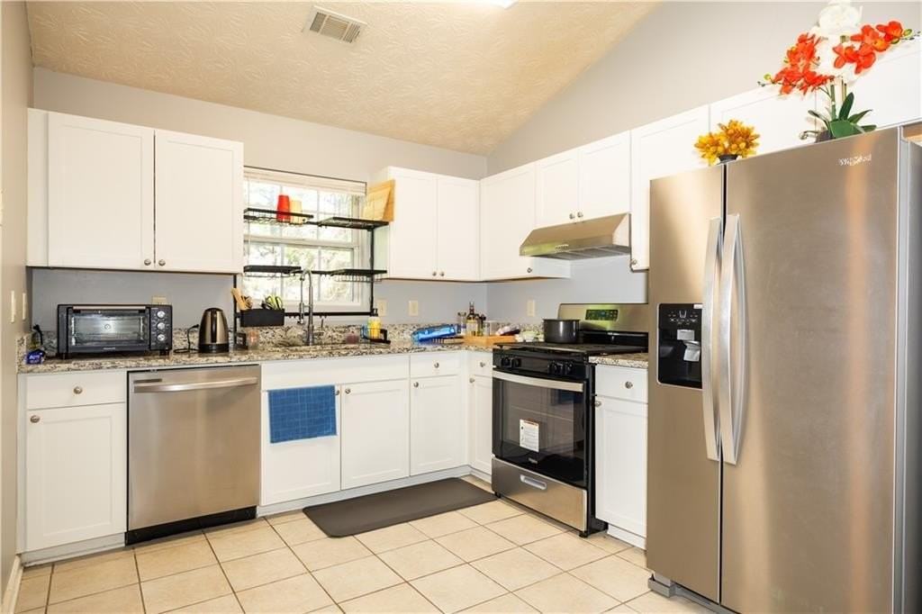 599 Rivulett Ct - Photo 7 of 31