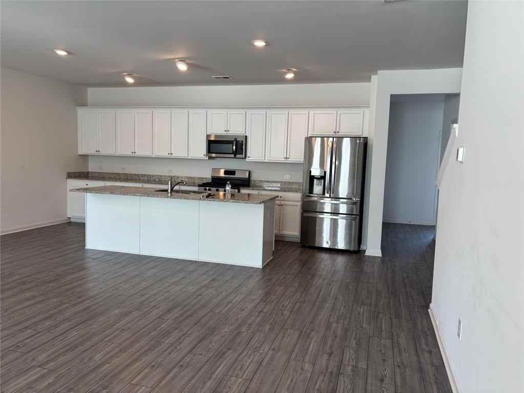 199 Peregrine Pt - Photo 4 of 23