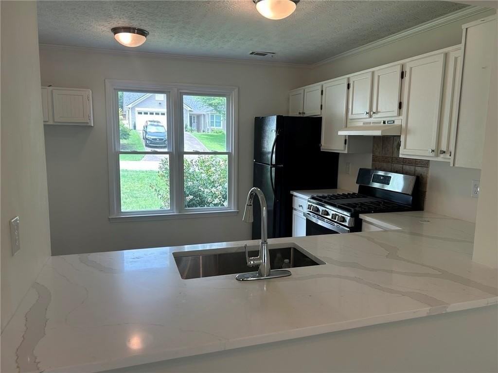 3886 Hadley Farm Dr - Photo 5 of 17