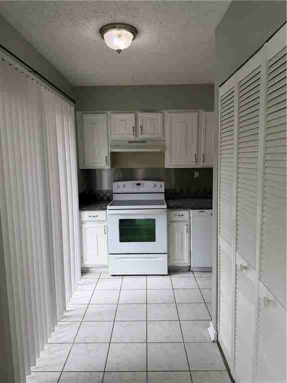 2638 Briarwood Dr Se - Photo 4 of 18