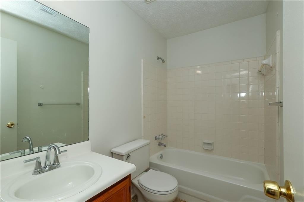 6560 Emerald Pointe Cir - Photo 7 of 11