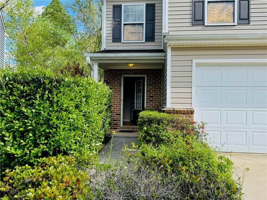 2515 Sheldon Pl - Photo 2 of 34