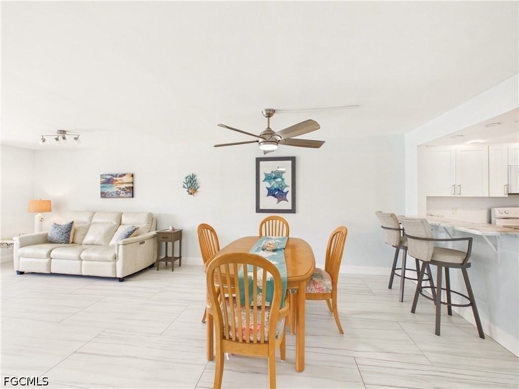300 Valley Stream Dr #3D - Photo 5 of 21