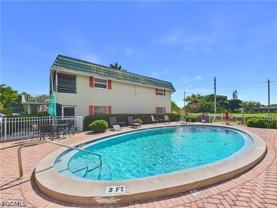 300 Valley Stream Dr #3D - Photo 1 of 1