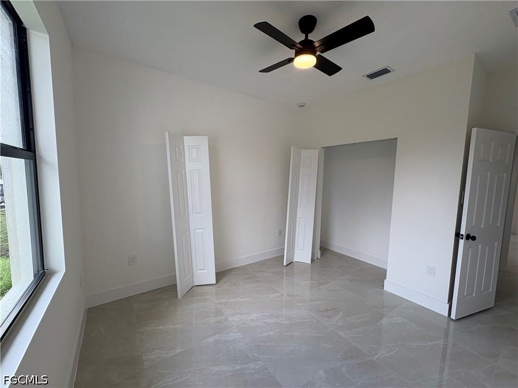 4812 28th St Sw - Photo 4 of 9
