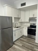 featured image of 290 N Hamilton St #4