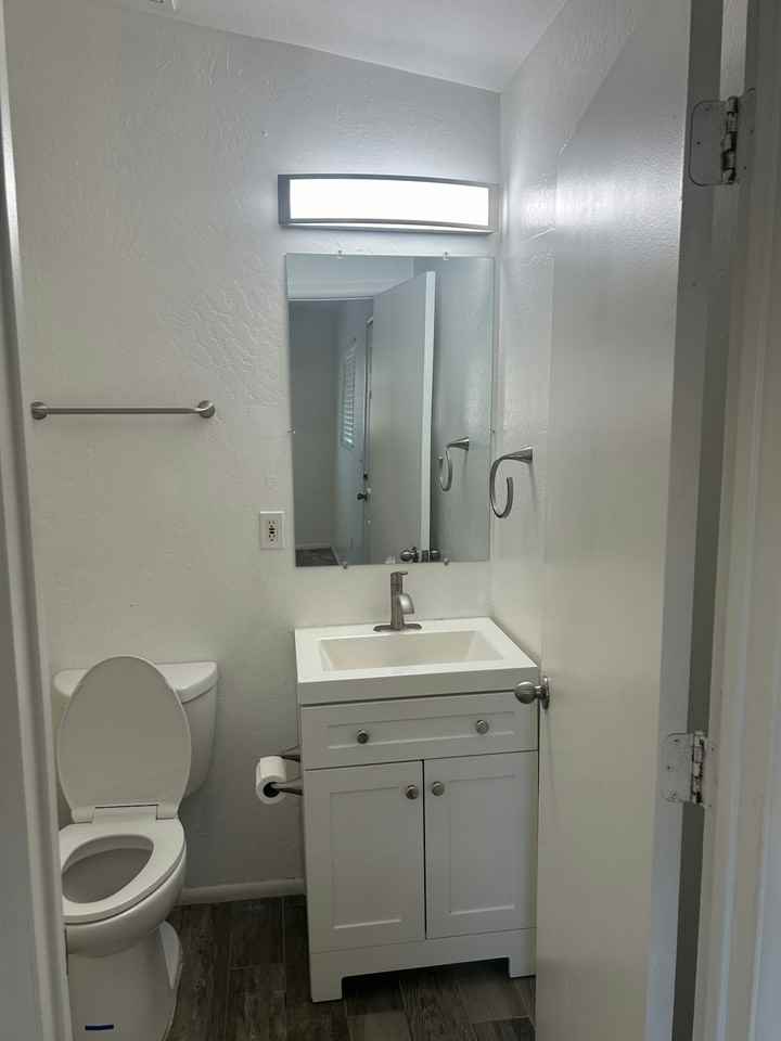 290 North Hamilton Street, Unit 4 - Photo 3 of 3