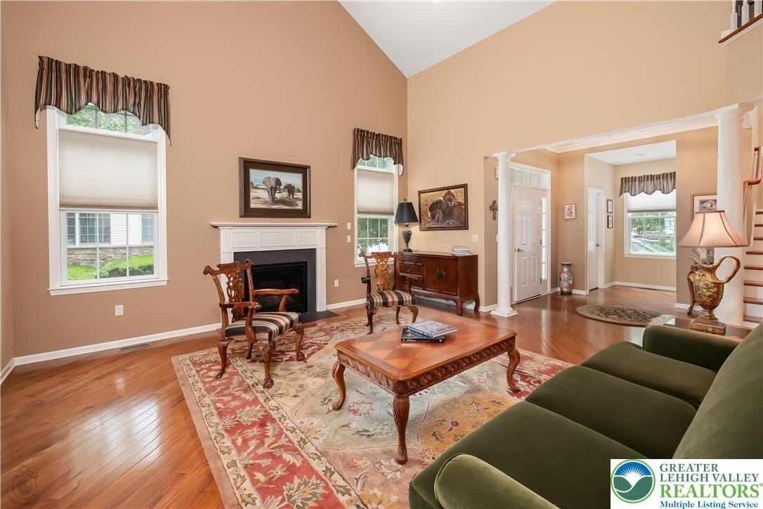 290 Inverness Cir - Photo 7 of 29