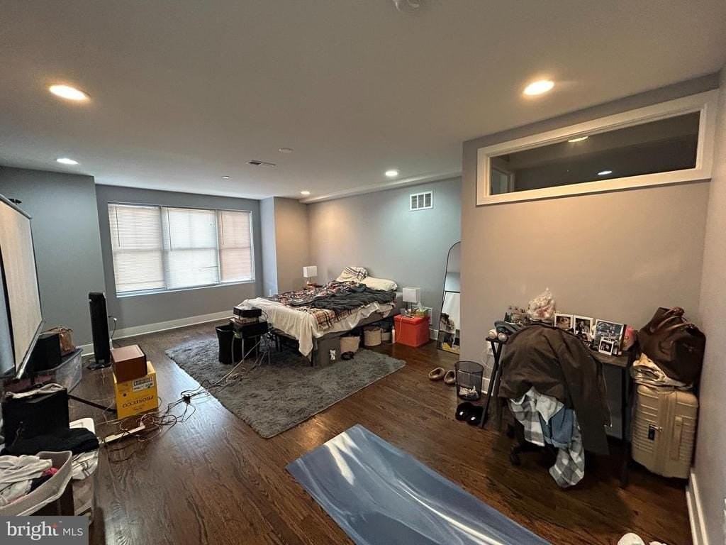 1824 Poplar St #1 - Photo 5 of 18