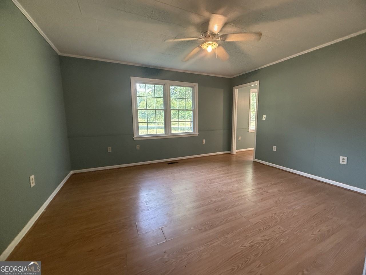 475 Christmas Tree Rd - Photo 2 of 10