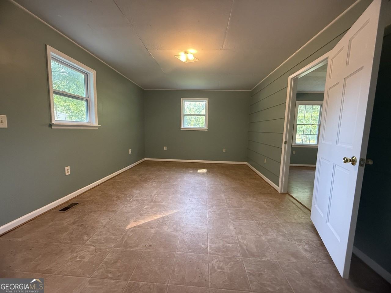 475 Christmas Tree Rd - Photo 6 of 10